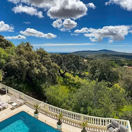 וילה Panoramic Paradise *